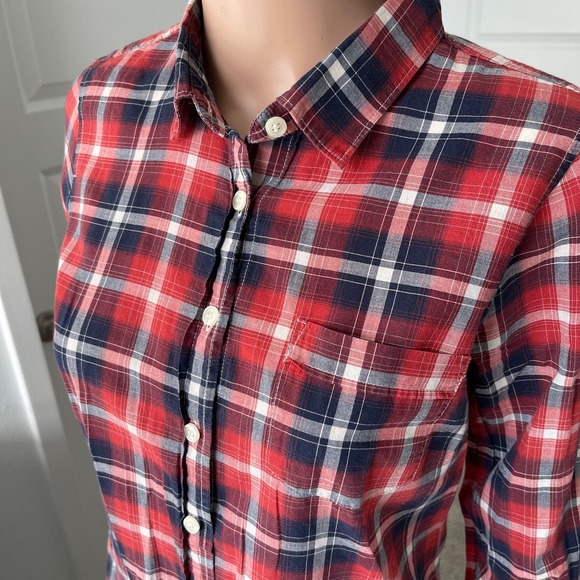 J. Crew Checkered Button Up Shirt Women Sz S slightly used - Picture 2 of 8